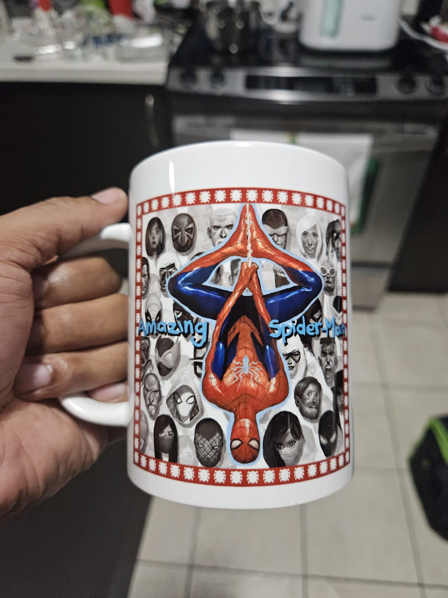 http://store.mikedelmundo.com/cdn/shop/files/spidermanmug.jpg?v=1700940112