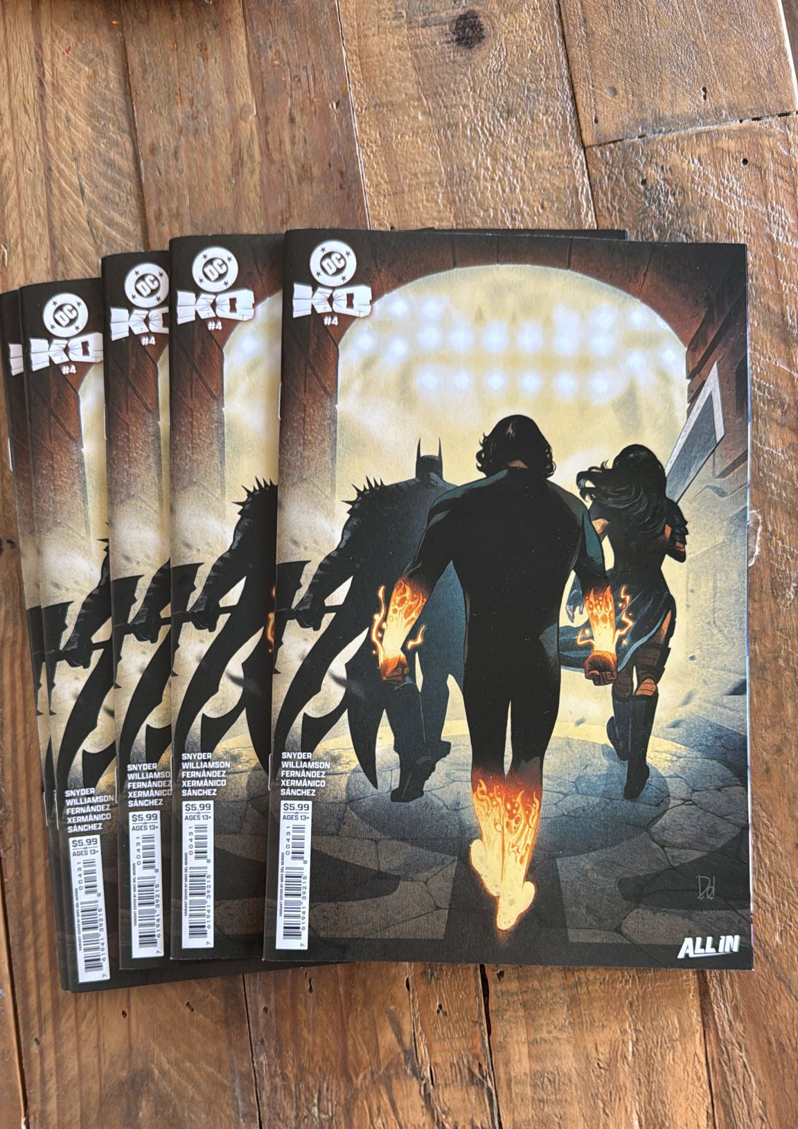 DC K.O. #4 VARIANT SIGNED BY MIKE DEL MUNDO